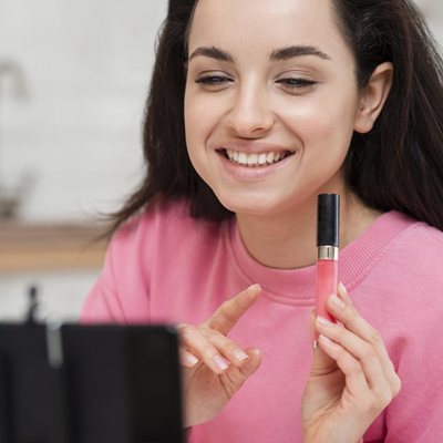 小預(yù)算大回報(bào)：中小企業(yè)如何利用海外網(wǎng)紅營(yíng)銷打開(kāi)國(guó)際市場(chǎng)？