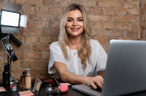 英國(guó)網(wǎng)紅推廣