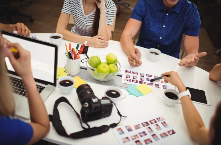 海外社媒代運(yùn)營(yíng)效果如何評(píng)估？KPI設(shè)置與分析指南