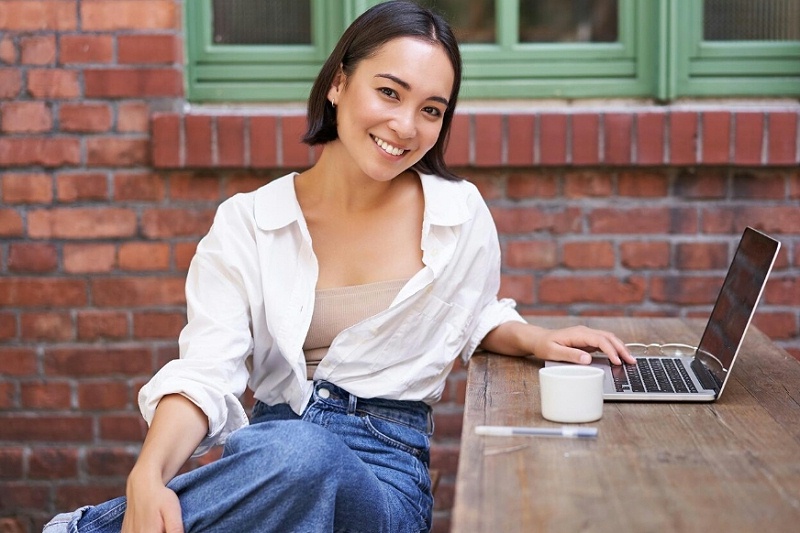 電商海外網(wǎng)紅推廣：讓品牌走向全球市場(chǎng)的強(qiáng)大引擎