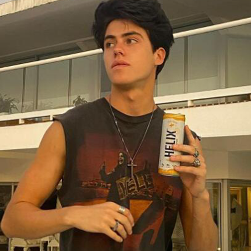 如何建立海外KOL的品牌形象（打造獨(dú)特個人形象）