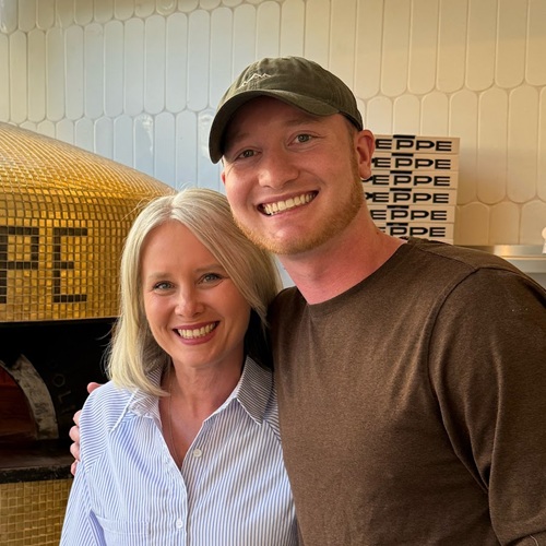 美國(guó)美食探店中腰部博主